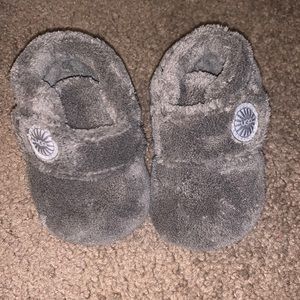 Baby ugg booties